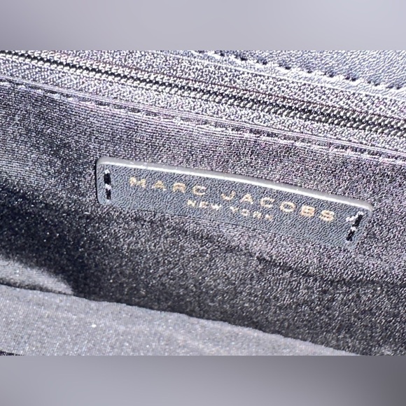 Authentic Marc Jacob’s 100% Leather Bag (NWOT) - Picture 9 of 15